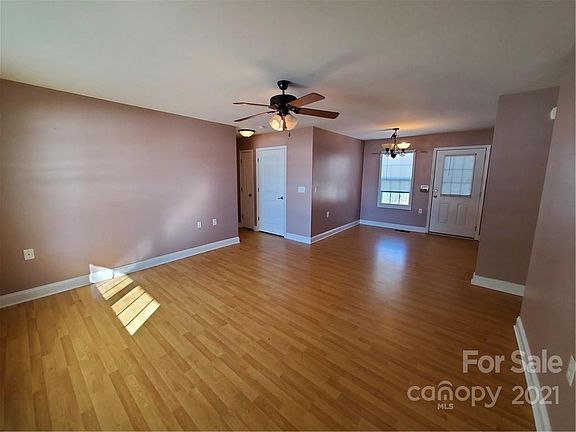 2nd image of 3239 Blue Sky Ct