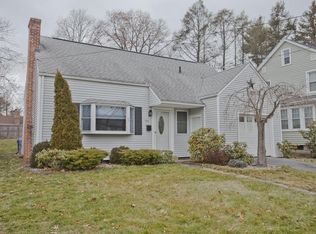 122 Hartford Ter, Springfield, MA 01118