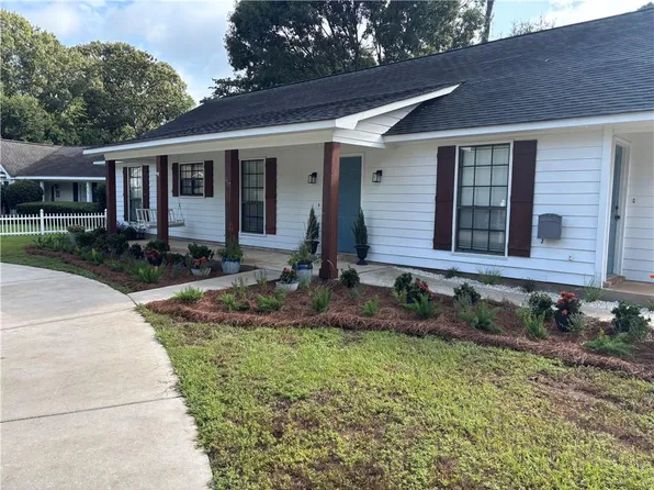 107 Sandlewood Cir N, Daphne, AL 36526