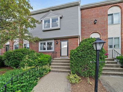 560 Bedford St APT E5, Abington, MA, 02351