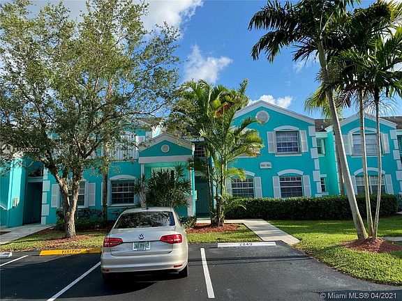5th image of 2649 SE 20th Ct #103-D