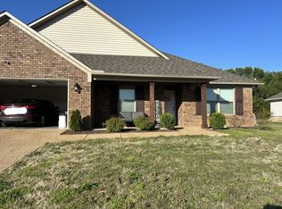 3105 Fawn Ridge Cv, Humboldt, TN 38343
