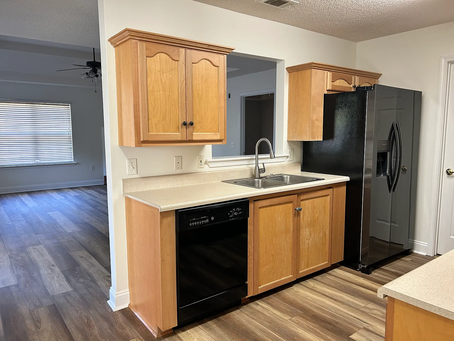 Rolling Woods Cir, Warner Robins — Photo 4