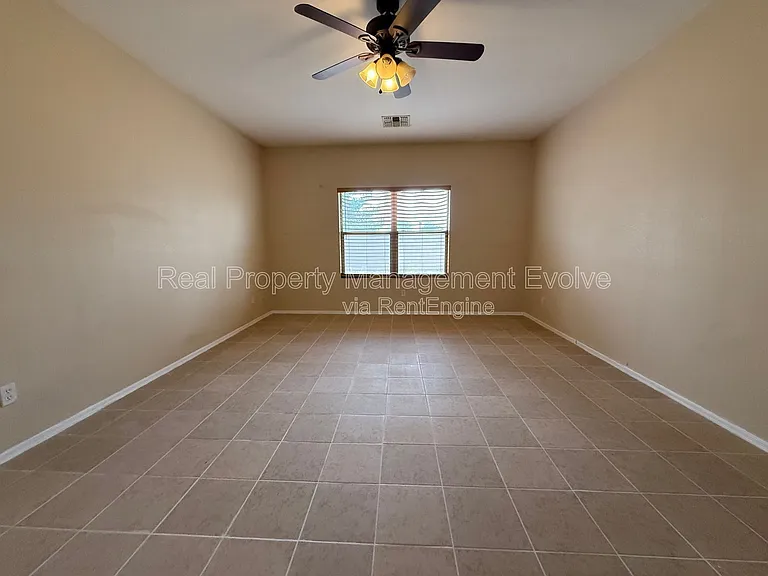 9559 W Monte Vista Rd — Photo 11