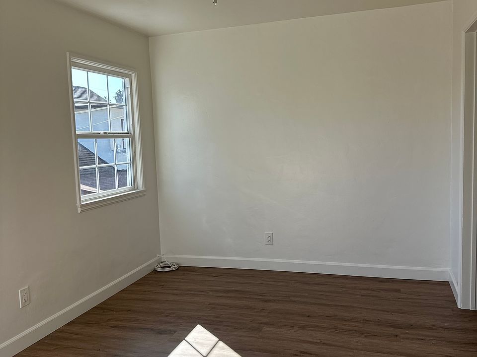 1st image of 1235 W 8th St #1235