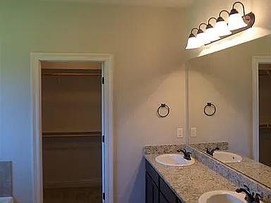 1st image of 42306 Lakestone Dr