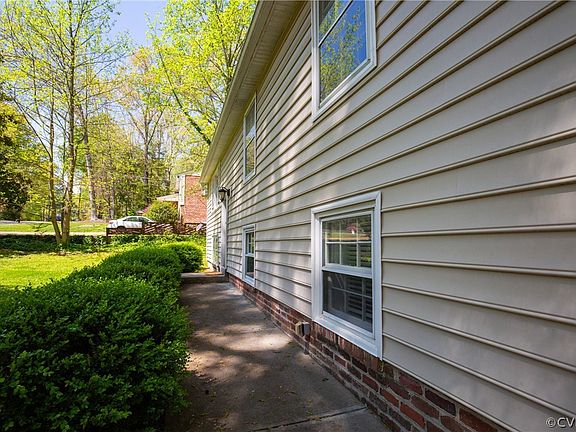 2nd image of 9320 Donachy Dr