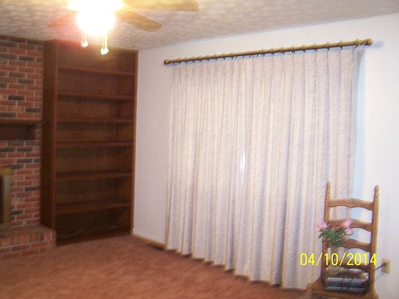 3rd image of 108 Dawson Dr