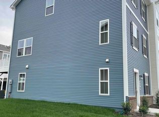 336 Water Course Dr, Ranson, WV 25438