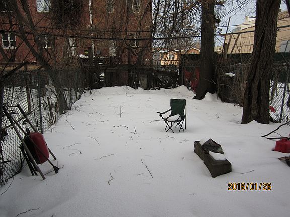 5th image of 117 Vernon Ave
