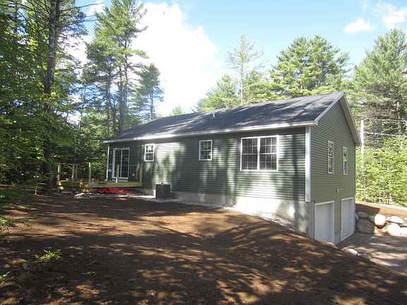 3rd image of 102 Thomas Drive