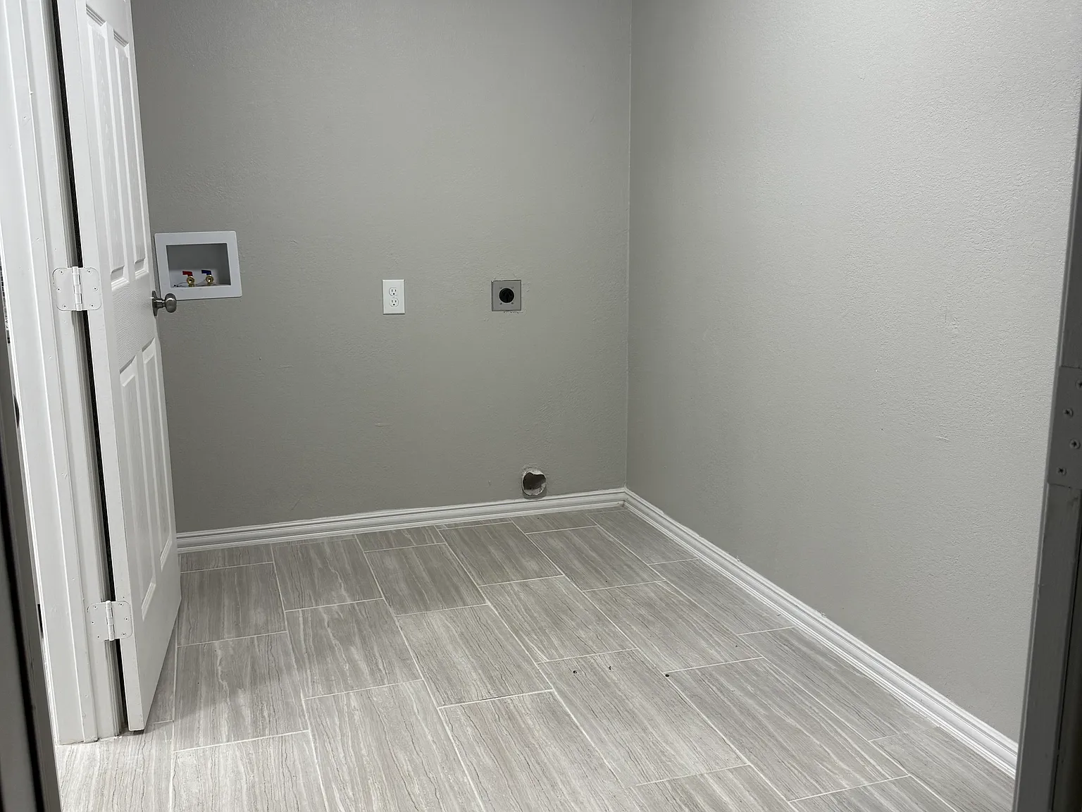 3 bed, 1309 sqft, $2,250 — Photo 4