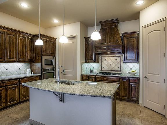 4th image of 6025 Eagle Mountain Dr