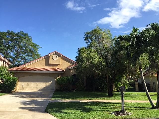 1st image of 510 NW 39th Ave