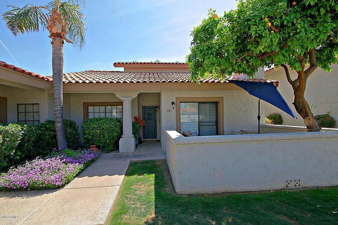 3 bed, 2.5 bath, 1742 sqft, $3,100 — Photo 1