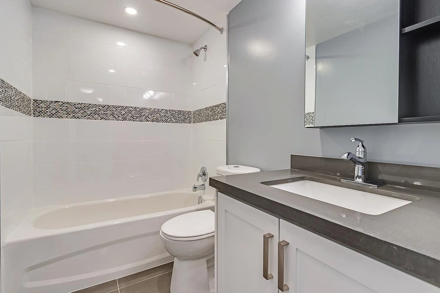 10 Macey Avenue — Photo 4