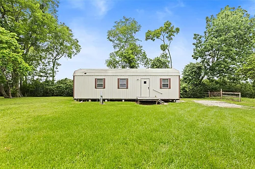 12039 Anderson Rd Photo 1