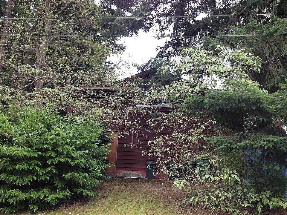 2nd image of 10320 12th Ave NE