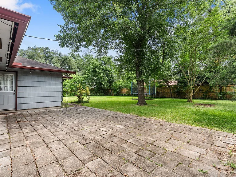 9333 Walterville Rd — Photo 30