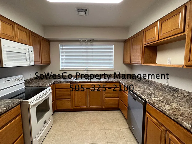 310 McCloud Ct — Photo 3