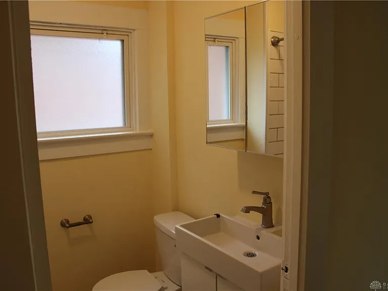 243 Oak St — Photo 13