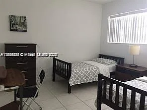 250 S Shore Dr #5 — Photo 7