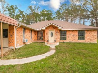 26000 Robertson Rd, Holden, LA 70744