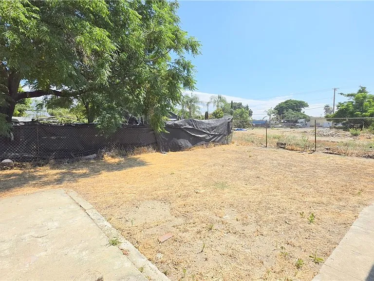 13666 Arrow Blvd — Photo 17