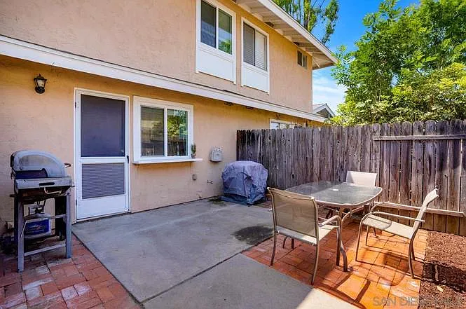 2518 Wanek Rd #C — Photo 15