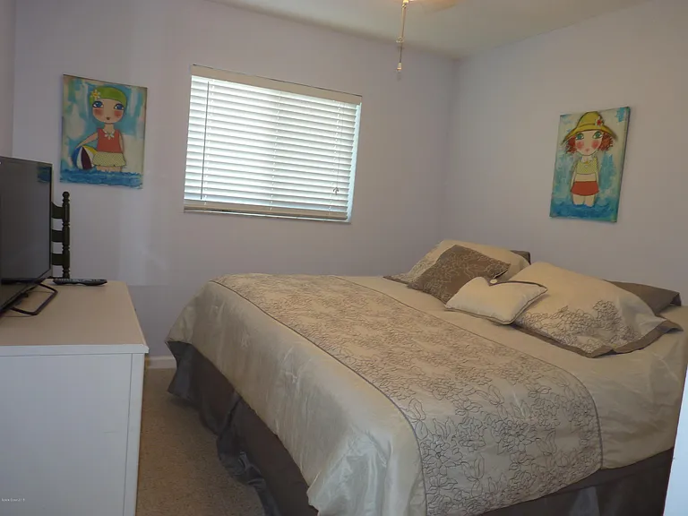 8718 Bay Ct — Photo 13