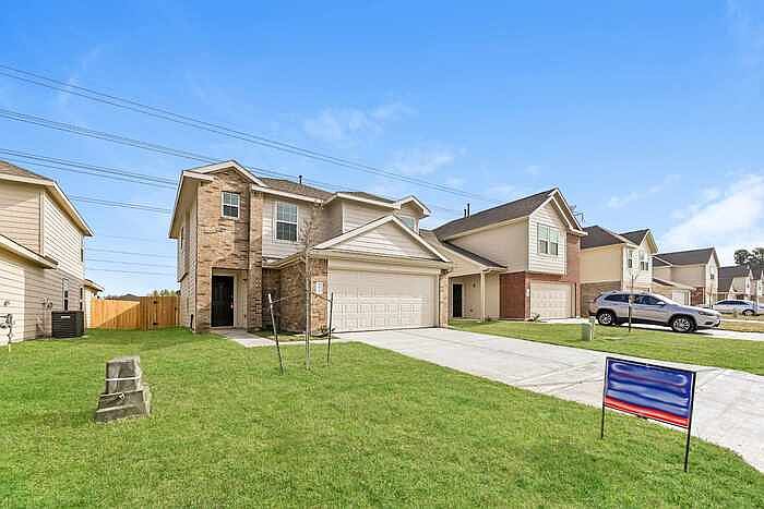 2nd image of 1011 Imperial Heights Dr