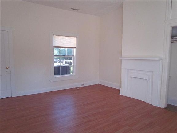 3rd image of 513 Lilleston Ave