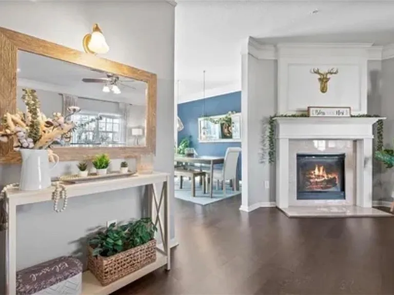 615 Market Place Ln — Photo 7