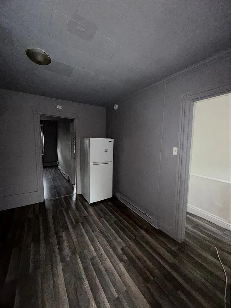 1 bed, 1.0 bath, 500 sqft, $1,050 — Photo 3