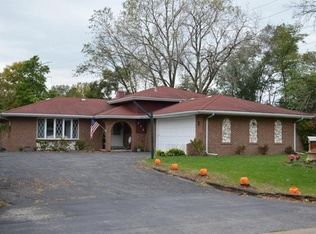 213 N Nolton Ave, Willow Springs, IL 60480