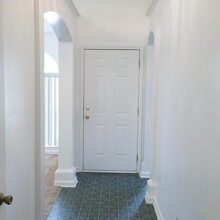2nd image of 543 Charles Pinckney St