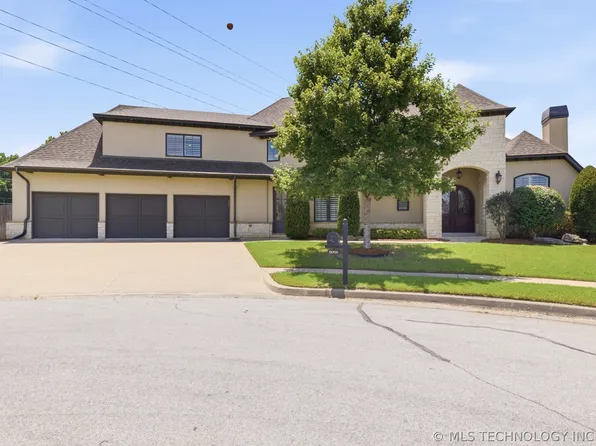 8008 S Galveston Ct, Tulsa, OK 74132
