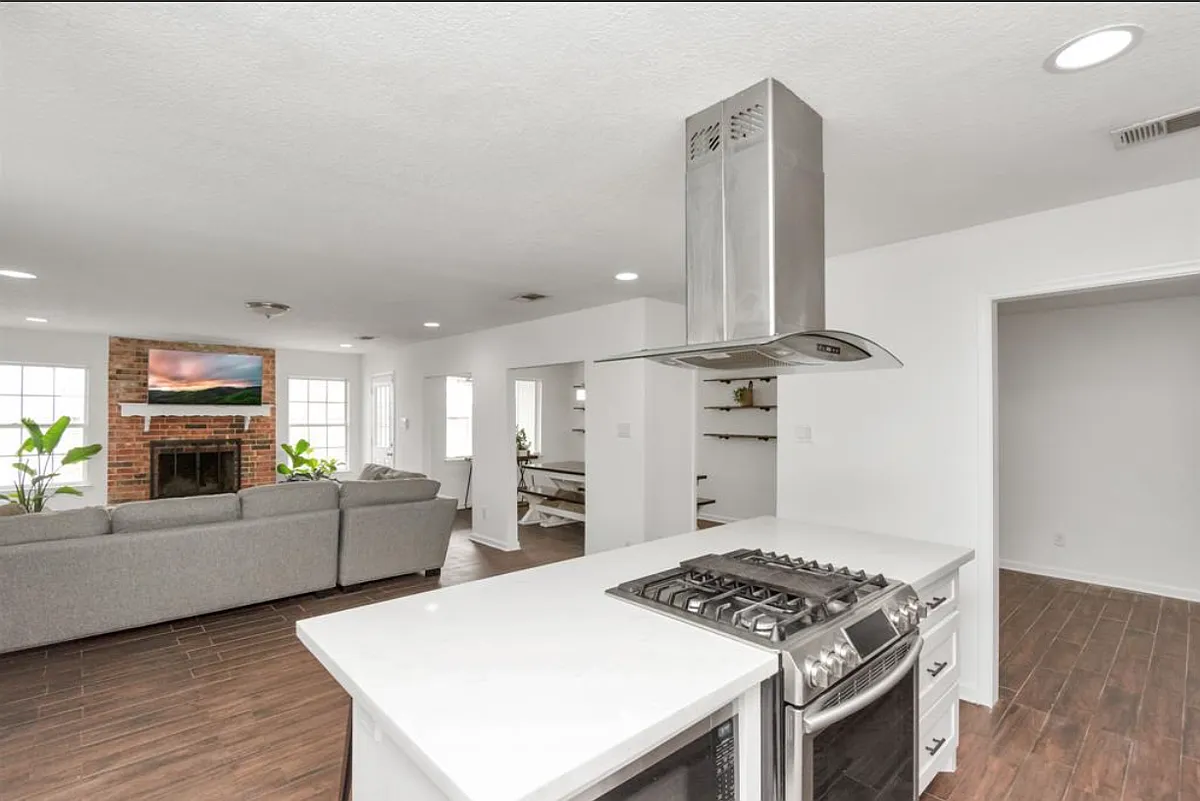 Building Photo - 11315 Sagetrail Dr
