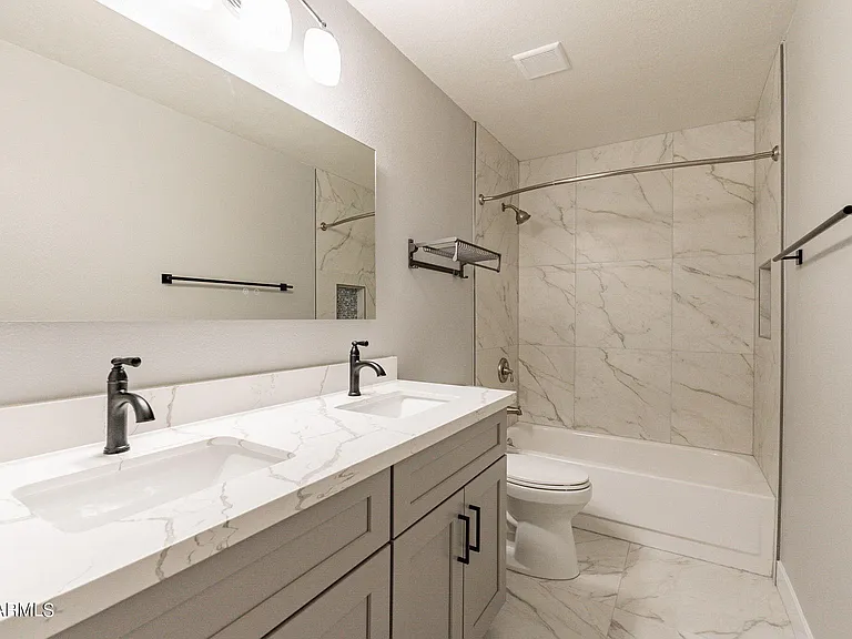 2318 E Lupine Ave — Photo 46
