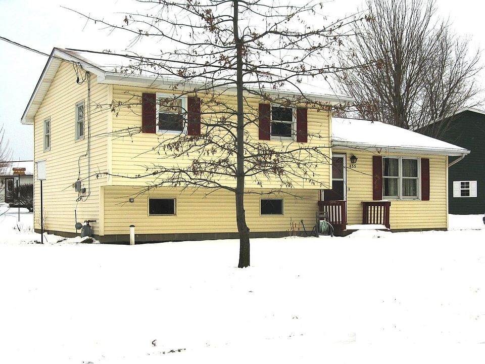 1st image of 835 Tilden Ave