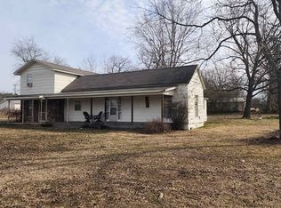 104 S Spain St, Letona, AR 72085