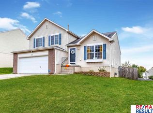 15401 Clay St, Bennington, NE 68007