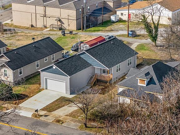 3rd image of 2415 Louise Ave Lot 23