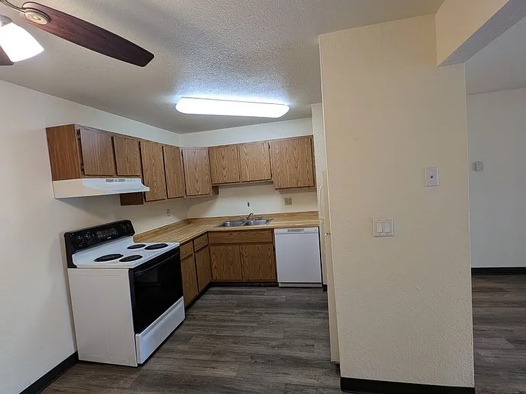 Fox River Bluff — Photo 33