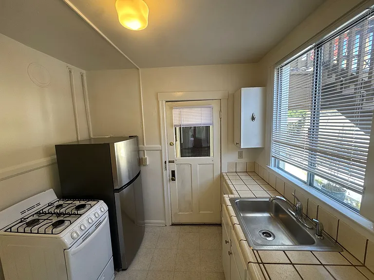 3818 Opal Street — Photo 15