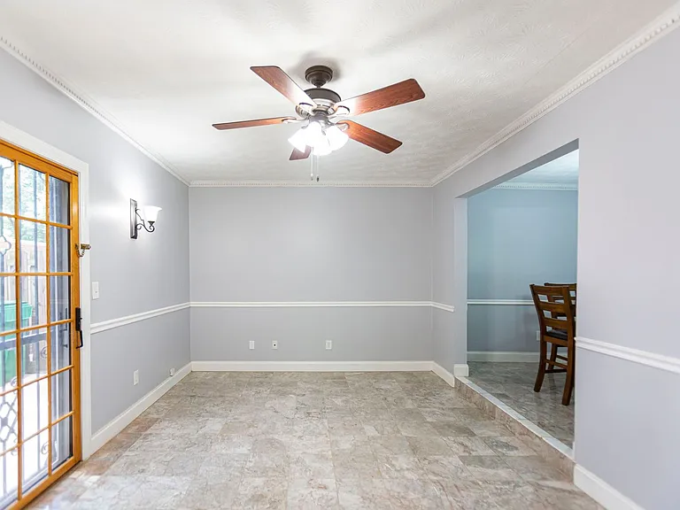 2446 Lehaven Dr — Photo 8