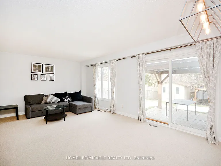 2335 Council Ring Rd — Photo 9