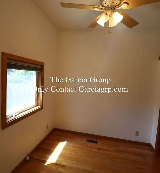 2532 N Watts St — Photo 22