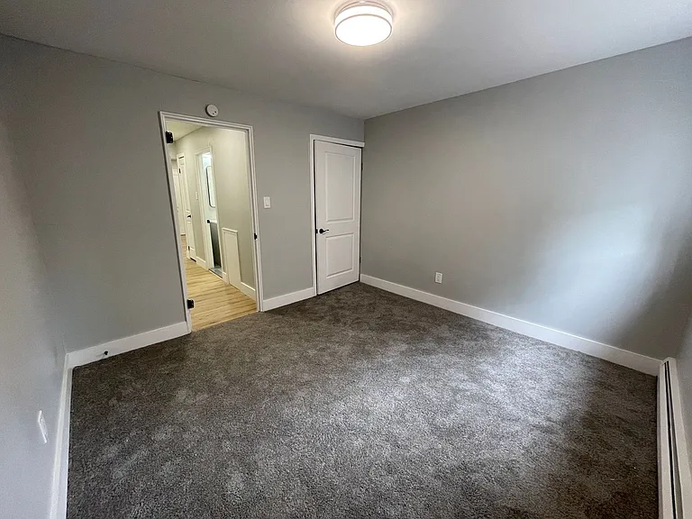 730 Main Street — Photo 9