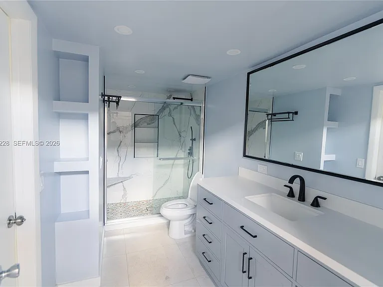 19200 NE 25th Ave #322C — Photo 7